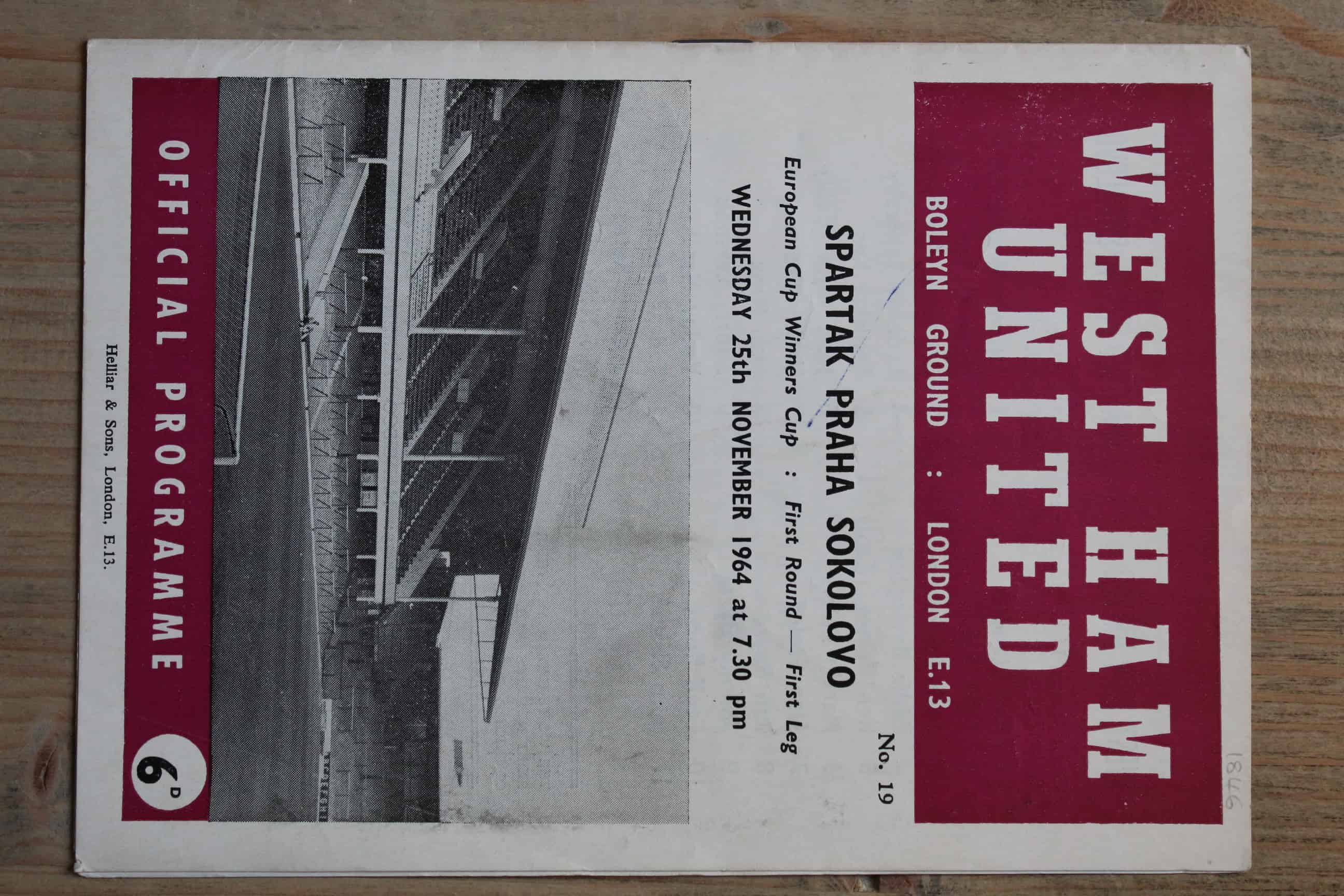West Ham United FC v Spartak Praha Sokolovo